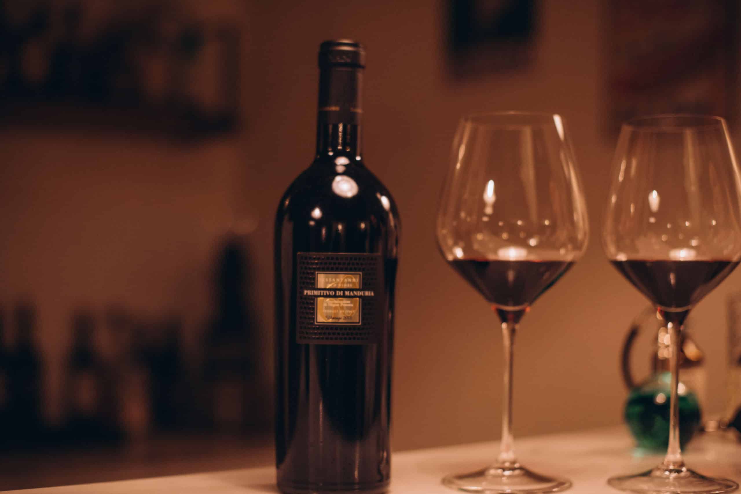 primitivo di manduria, San Marzano 60 anni, wine, photo