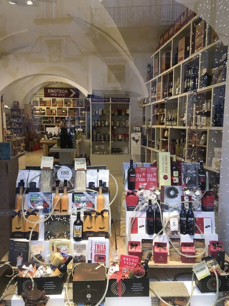 Wine-bookshop-lecce